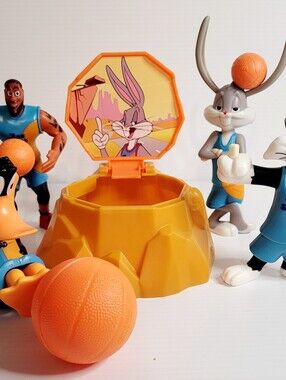 Space Jam McDonald’s Toy Lot Bugs Bunny Daffy Duck 2020 2021